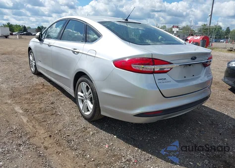 2018 Ford Fusion Hybrid Se z USA, uszkodzony, nr VIN 3FA6P0LU3JR172437